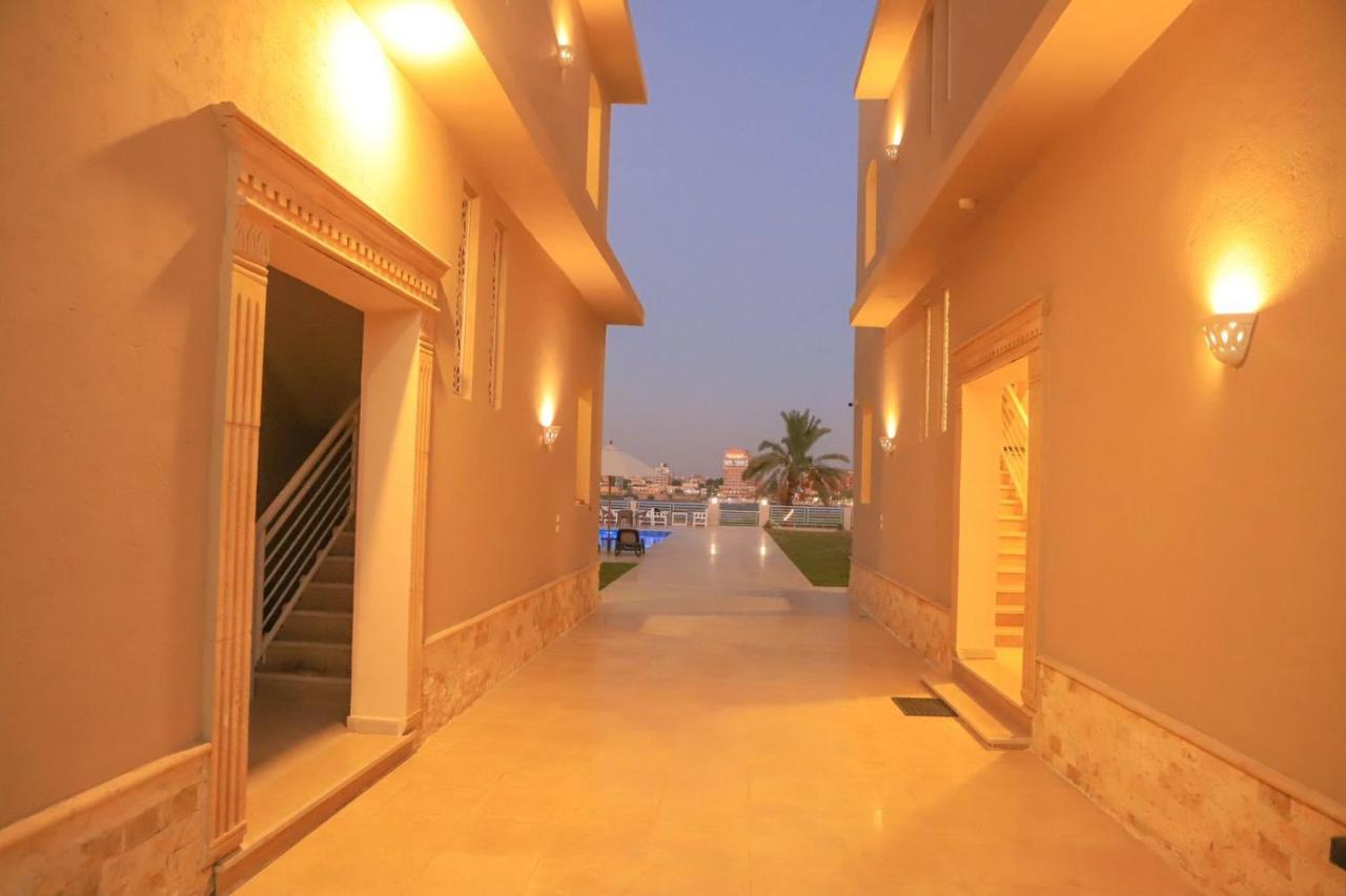 Royal Nile Villas - Pool View Apartment 2 Luxor Exteriör bild