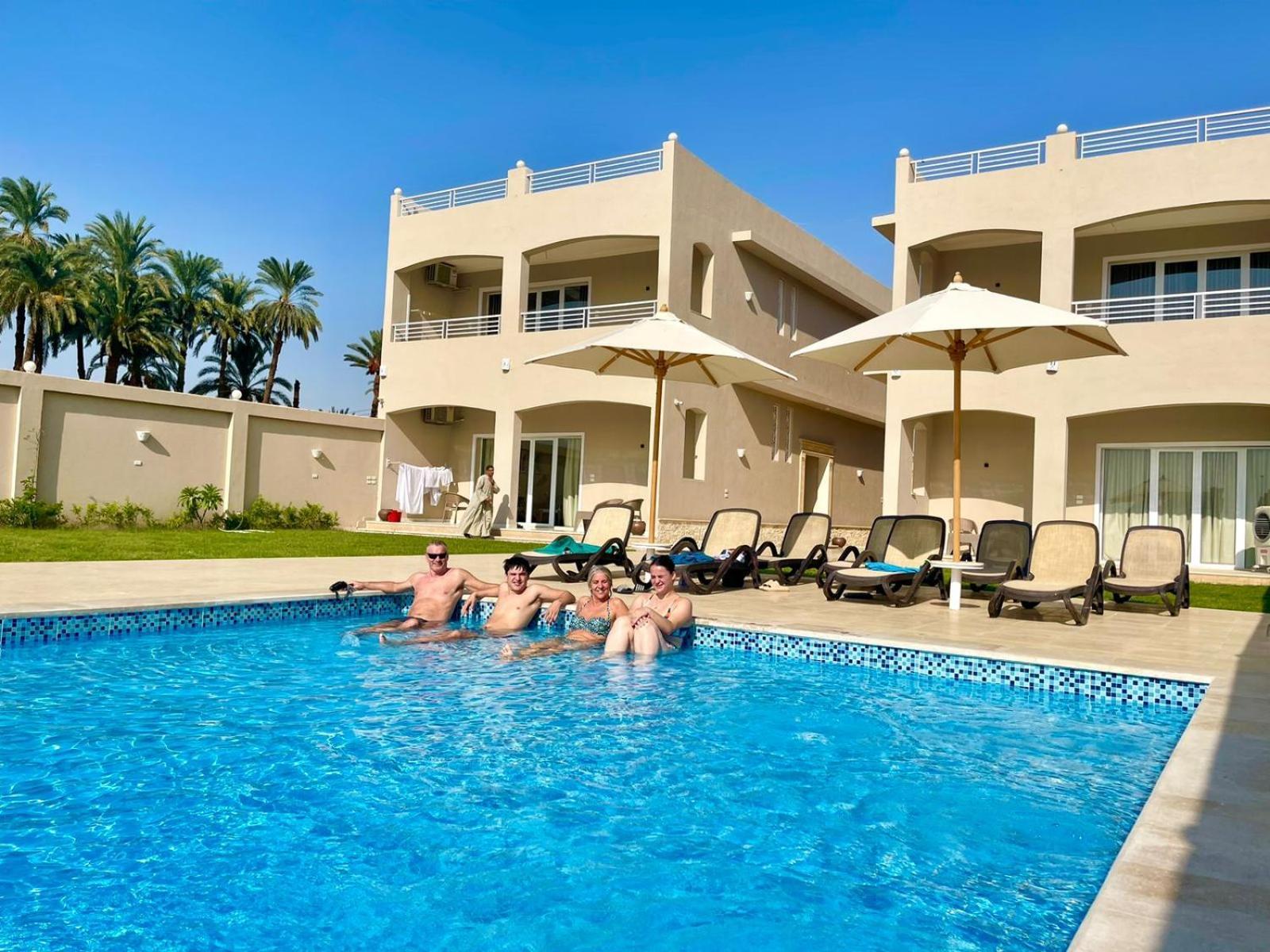 Royal Nile Villas - Pool View Apartment 2 Luxor Exteriör bild